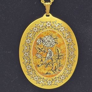 Reed & Barton Nature Earthy Damascene Oval Floral Bird Pendant Necklace Gold